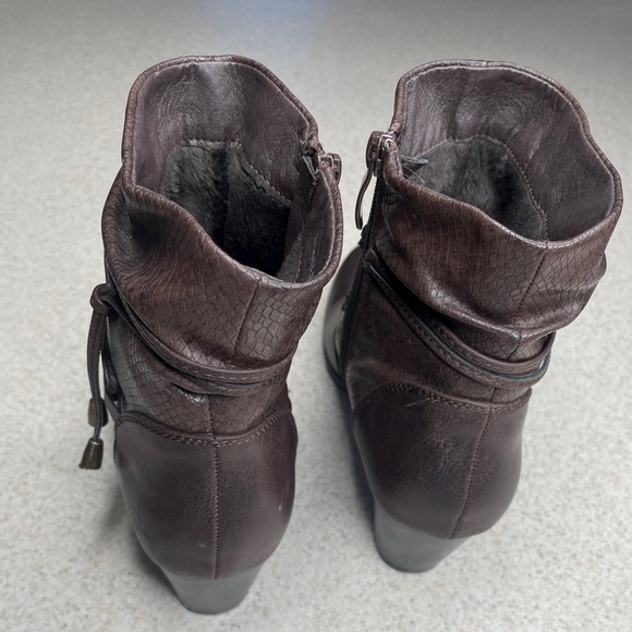 Patrizia Winona Brown Heeled Ankle Leather Boots Tassel Size 38 (7.5) - Picture 4 of 12